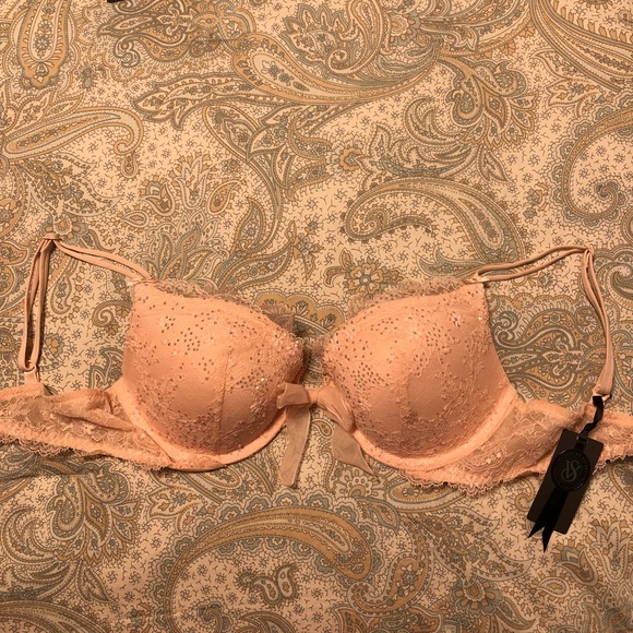 Victoria's Secret Other - NWT Victoria’s Secret Designer Collection Bra
